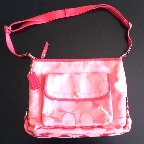 Coach - Picture 1 of 7